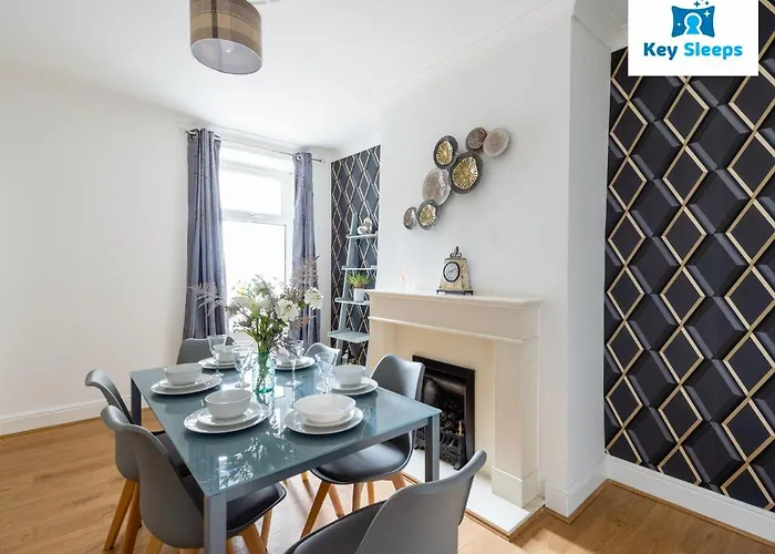 New Four Bedroom House By Keysleeps Short Lets Workington Contractor Leisure Location District Lägenhet Siddick