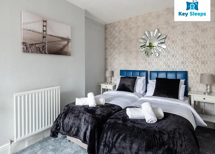 New Four Bedroom House By Keysleeps Short Lets Workington Contractor Leisure Location District Lägenhet Siddick