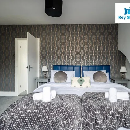 New Four Bedroom House By Keysleeps Short Lets Workington Contractor Leisure Location District