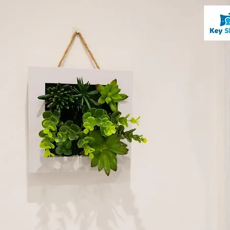 New Four Bedroom House By Keysleeps Short Lets Workington Contractor Leisure Location District * Siddick